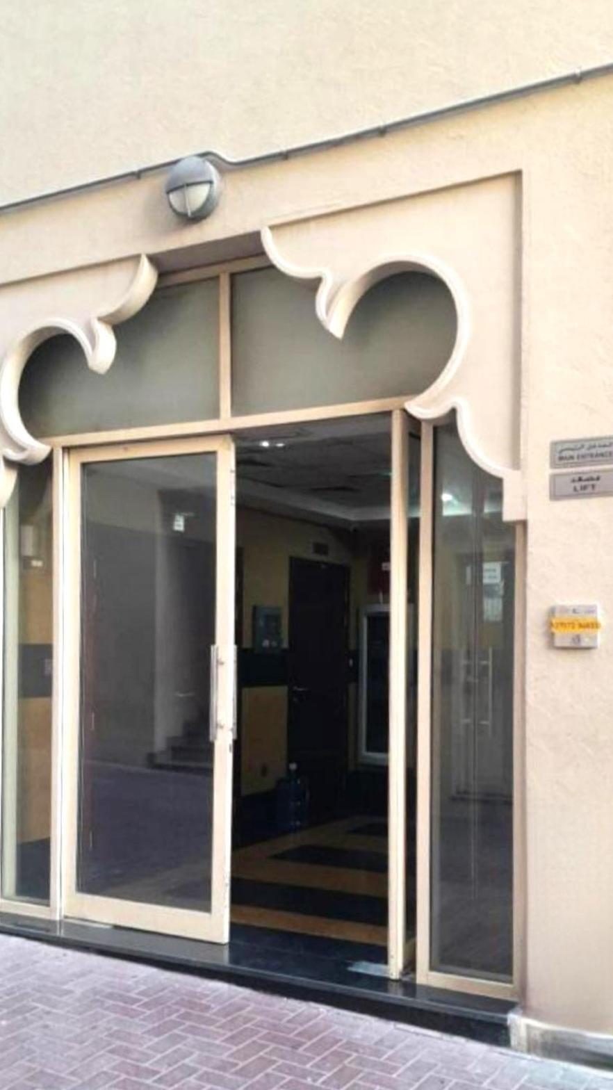 Westay Capsule Hostel Dubai Ngoại thất bức ảnh